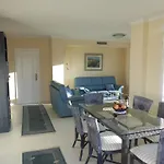 Penthouse Nova Golf & Apartman